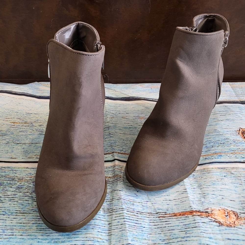 STYLE & CO Dual Zipper Ankle Boots Sz 7